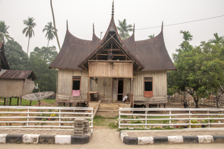 Restorasi Rumah Adat Minang