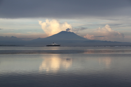 Memandang Gunung Agung tanpa harus ke Karangasem