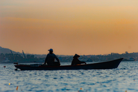 Nelayan tradisional