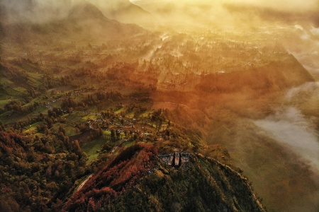 Pesona Pagi Di Bukit Seruni Cemoro Lawang