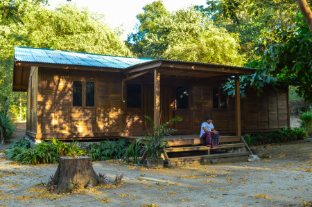 rumah kayu