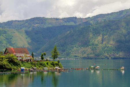 Danau Laut Tawar Sumber Kehidupan