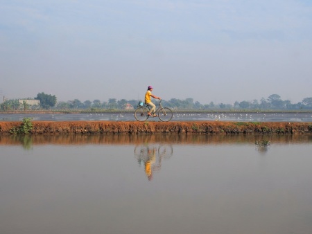 Bersepeda ke Sawah