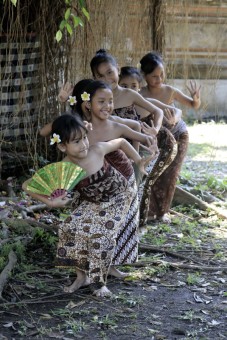 Belajar Menari