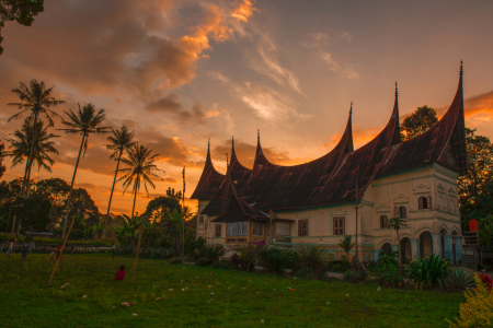 CERITA DARI RUMAH GADANG