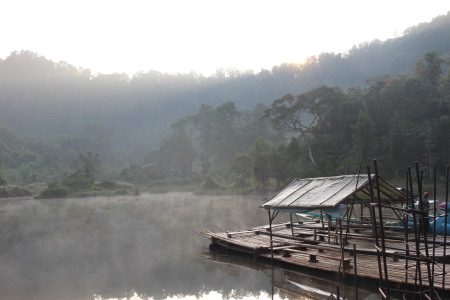 Rakit sumber kehidupan keluarga