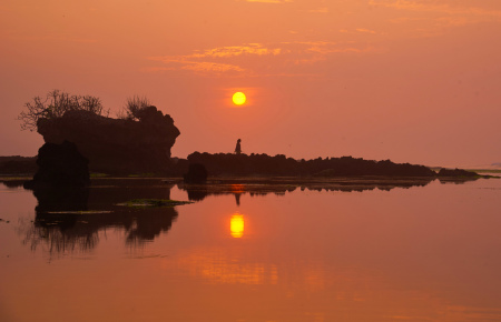 Semangat Pagi Hari Kampung Nelayan Sayang Heulang