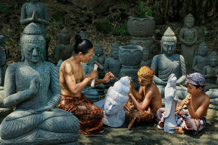 Semangat Kampung Patung Trowulan