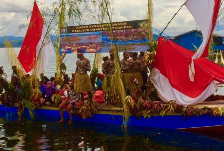 Beristirahat di Atas kapal