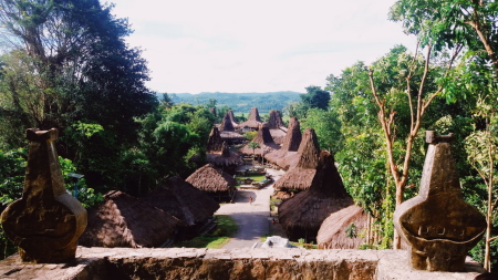 kampung adat praijing