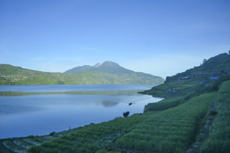 Lanscape danau bawah