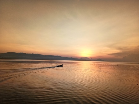 Sunrise di pelabuhan nunukan