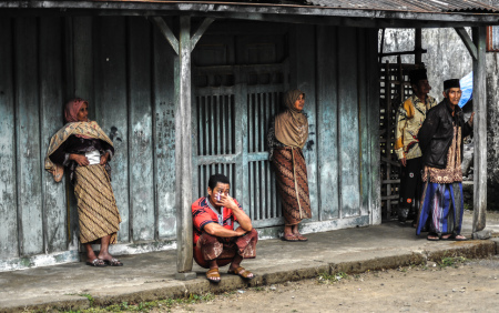 Kehidupan Lama di Jaman Moderen