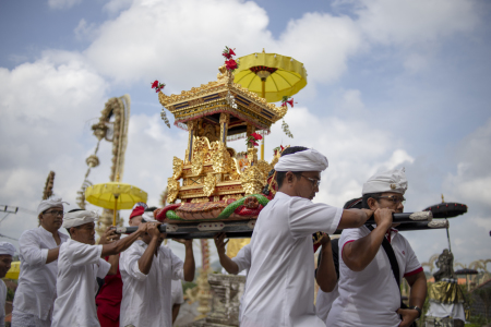 Tradisi Orang Bali