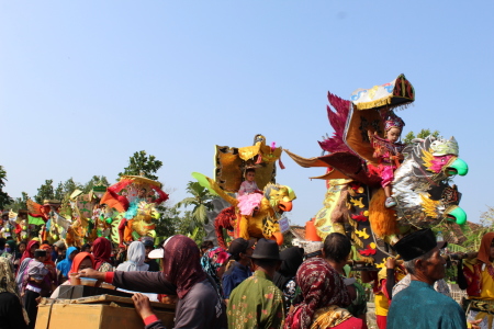 Seni sisingaan khas Subang Jawa Barat