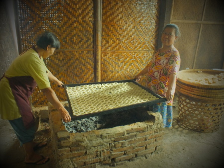 Drying Rengginang Process