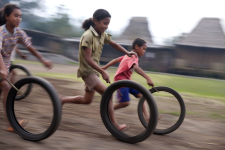 Tire Racing