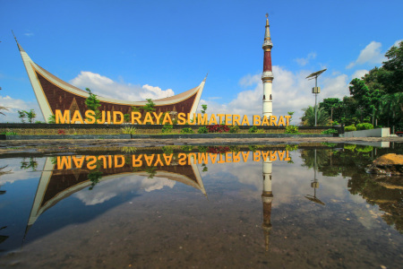 Mesjid Raya Sumatera Barat