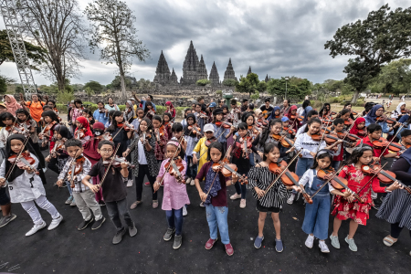 flashmob ke Indonesian