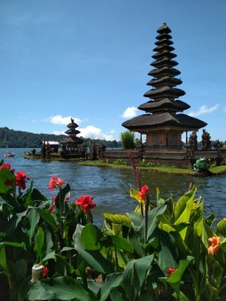 Danau Beratan Bali