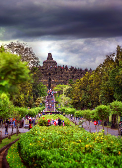 Pesona Candi Borobudur