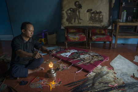 Sentra Kerajinan Wayang Kulit