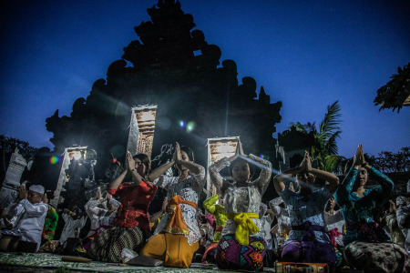 Meditasi Pengendalian Diri