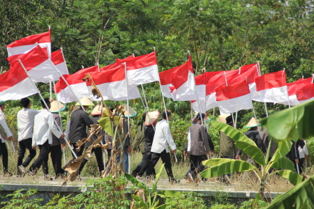 Kirab Merah Putih Desa Candiareng | Rangkaian Kanzus Sholawat