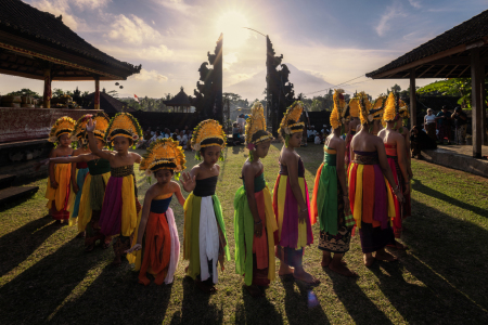 Budaya dan Alam Indonesia yang menakjubkan