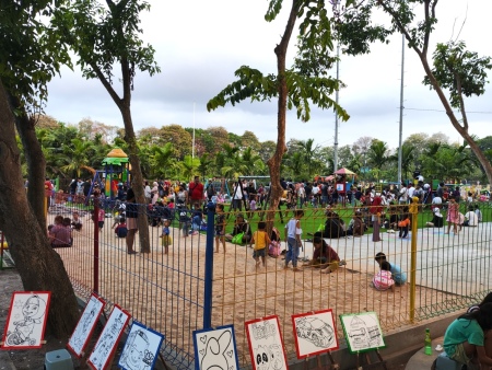 Suasana Area Tempat Bermain Anak