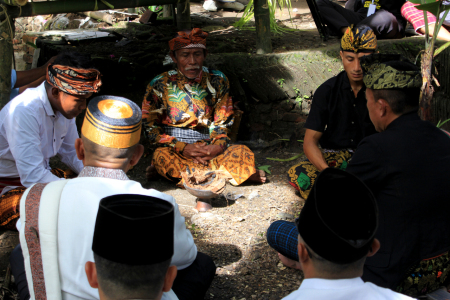 Semua Satu Dalam Doa