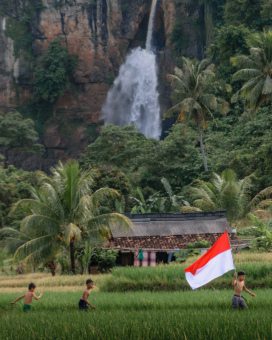 Merebut Kemerdekaan Indonesia dari penjajah