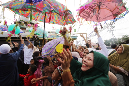 Tradisi Batumbang Apam.