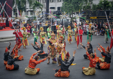 Pertunjukan Bhinneka Tunggal Ika