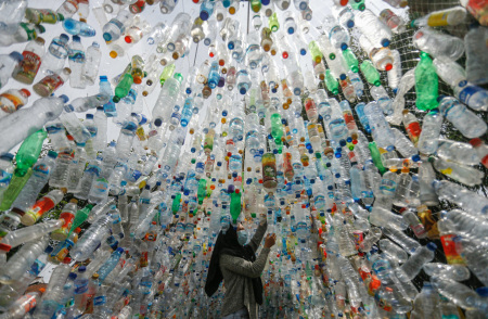 Musem Sampah Botol Plastik