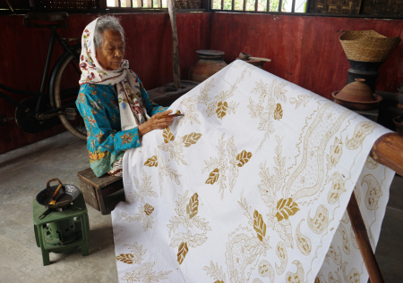 Batik Warisan Budaya Tak Benda Indonesia