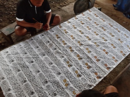 Melestarikan Batik Sebagai Budaya Tak Ternilai
