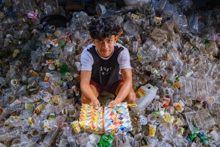 Manfaat Sampah Plastik
