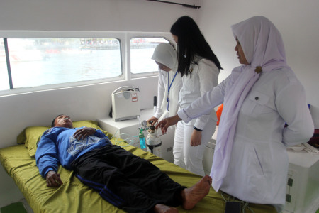 Ambulance laut  sebagai layanan Antar Pulau demi layanan kesehatan Utama warga