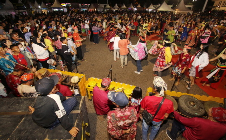 Tarian Nusantara.