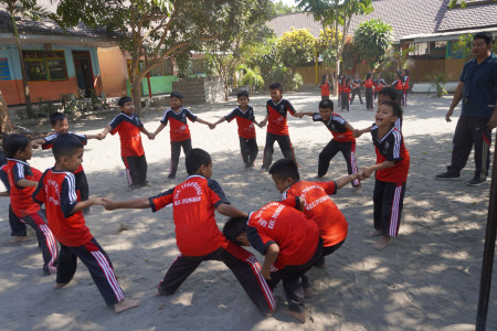 Siapkan Generasi Penerus yang Cerdas dan Sehat